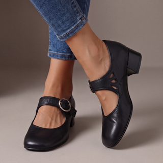 Juliette | Strap Heels with a Wide Block Heel